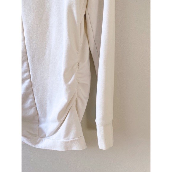 Ingrid & Isabel Mama Maternity Pullover Sweatshirt Christmas Holiday - Picture 4 of 11